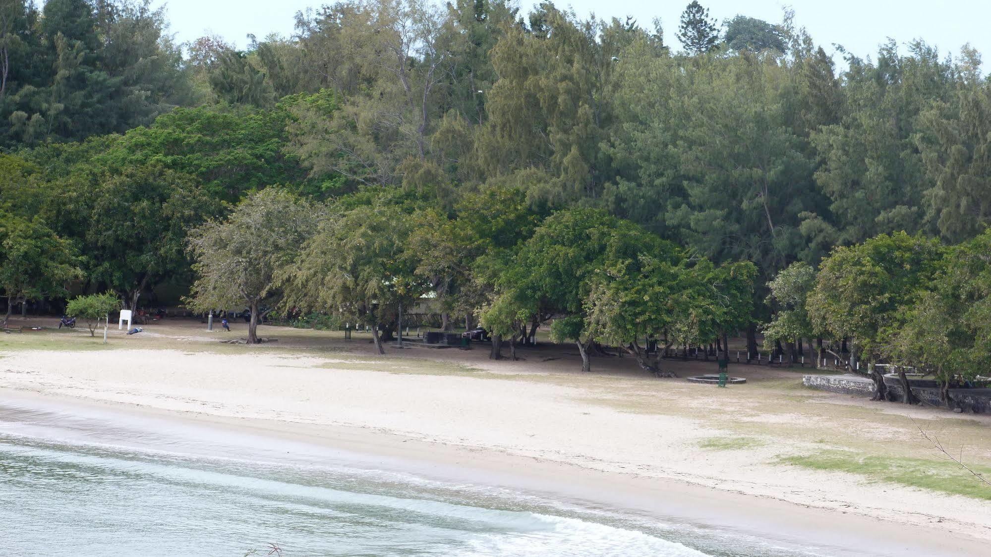 Le Cactus Guest House Mauritius Exterior photo